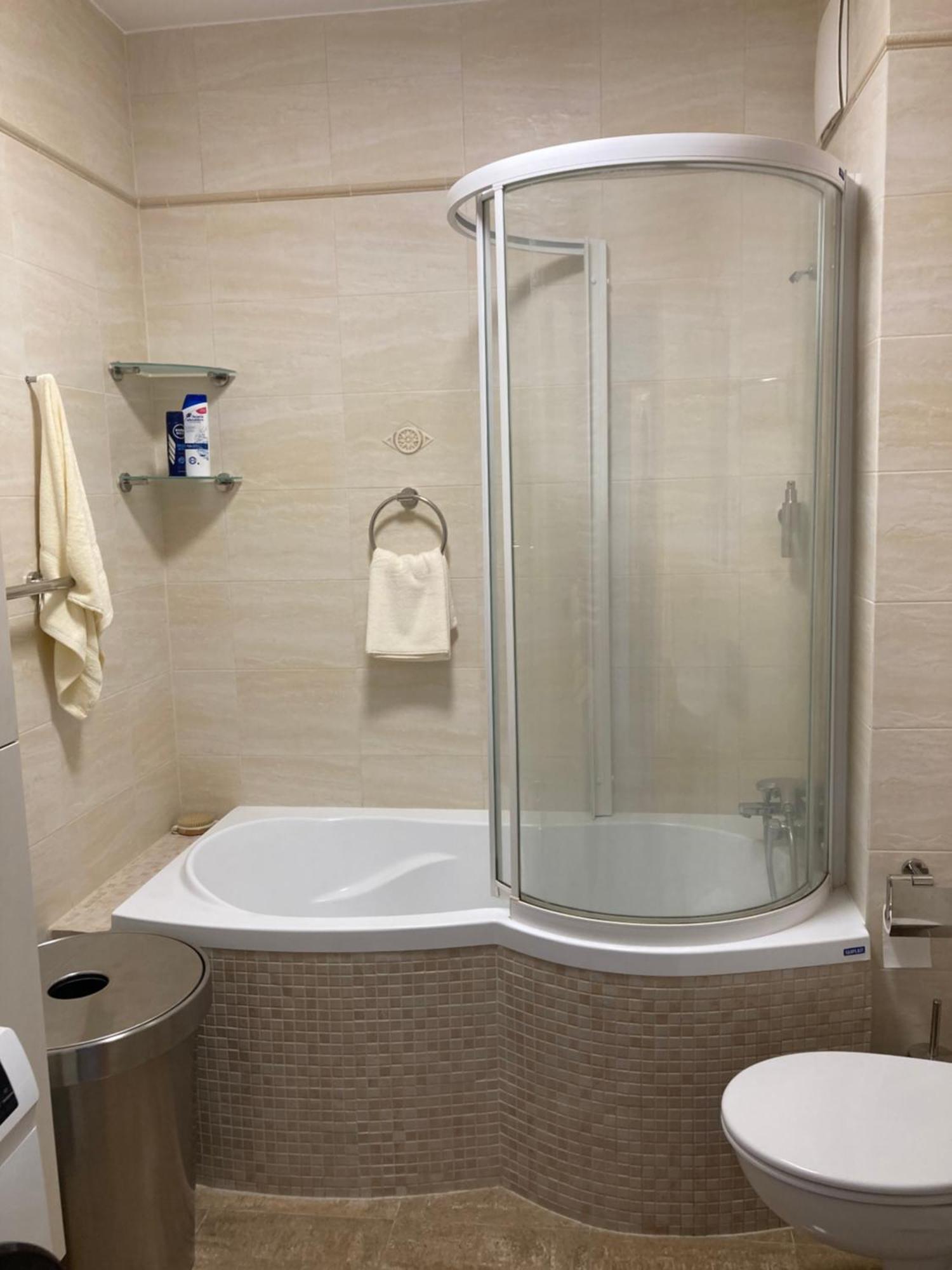 Przestronny Apartament Na Dolnej Warsaw Luaran gambar